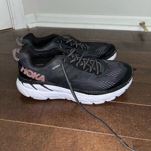 Hoka Clifton 6 Women’s Size 9